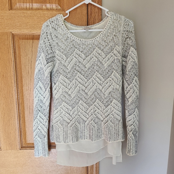 Lucky Brand Tops - Lucky Brand Long Sleeve/Lightweight Sweater